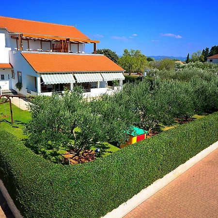 Apartments Belegrata Biograd Na Moru Exteriör bild